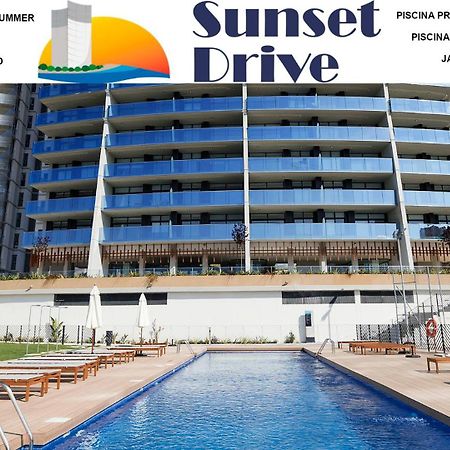Sunset Drive Benidorm By Mar Holidays Exterior foto