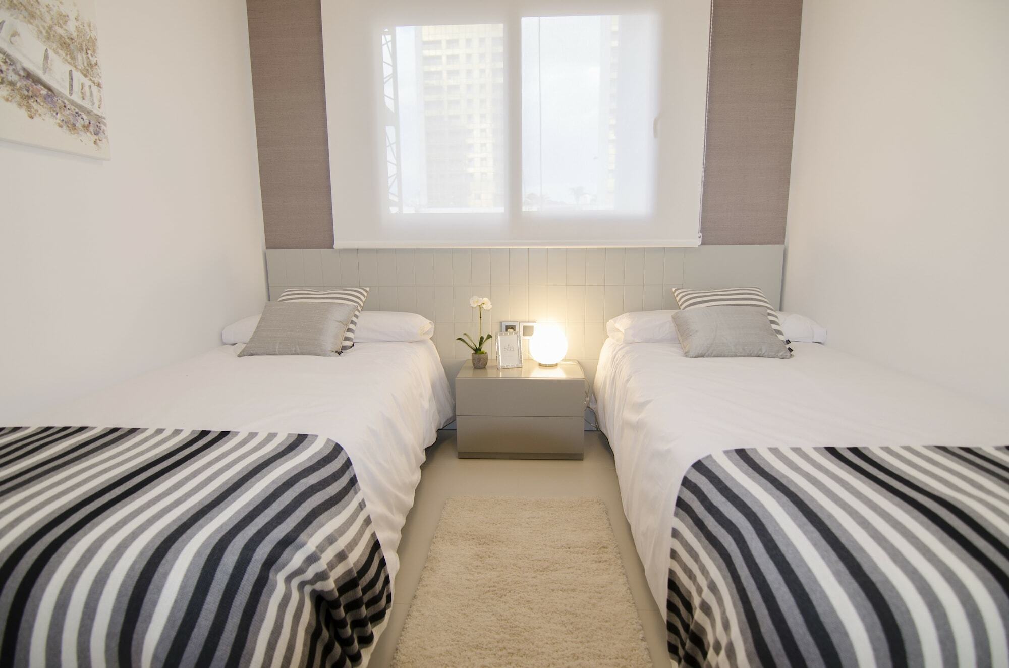 Sunset Drive Benidorm By Mar Holidays Exterior foto
