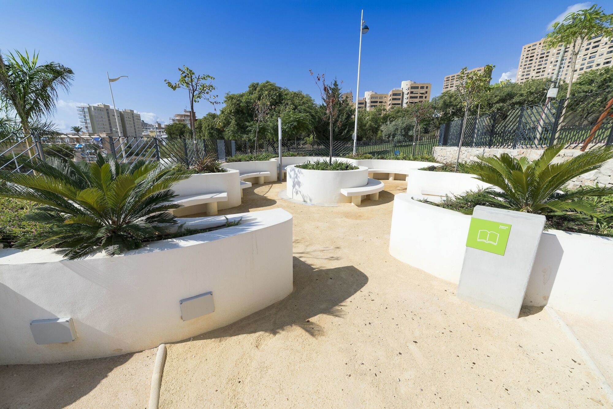 Sunset Drive Benidorm By Mar Holidays Exterior foto