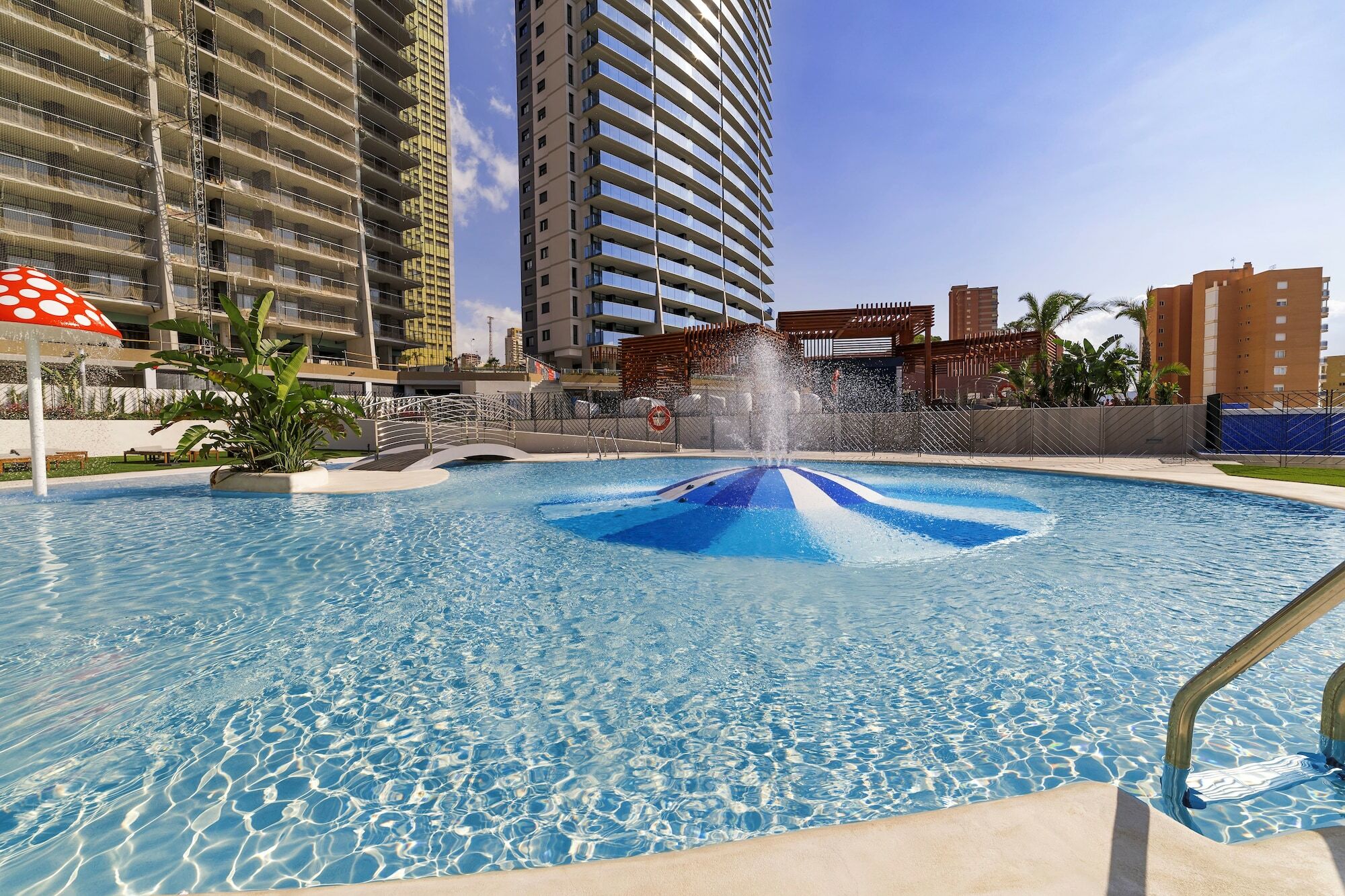 Sunset Drive Benidorm By Mar Holidays Exterior foto